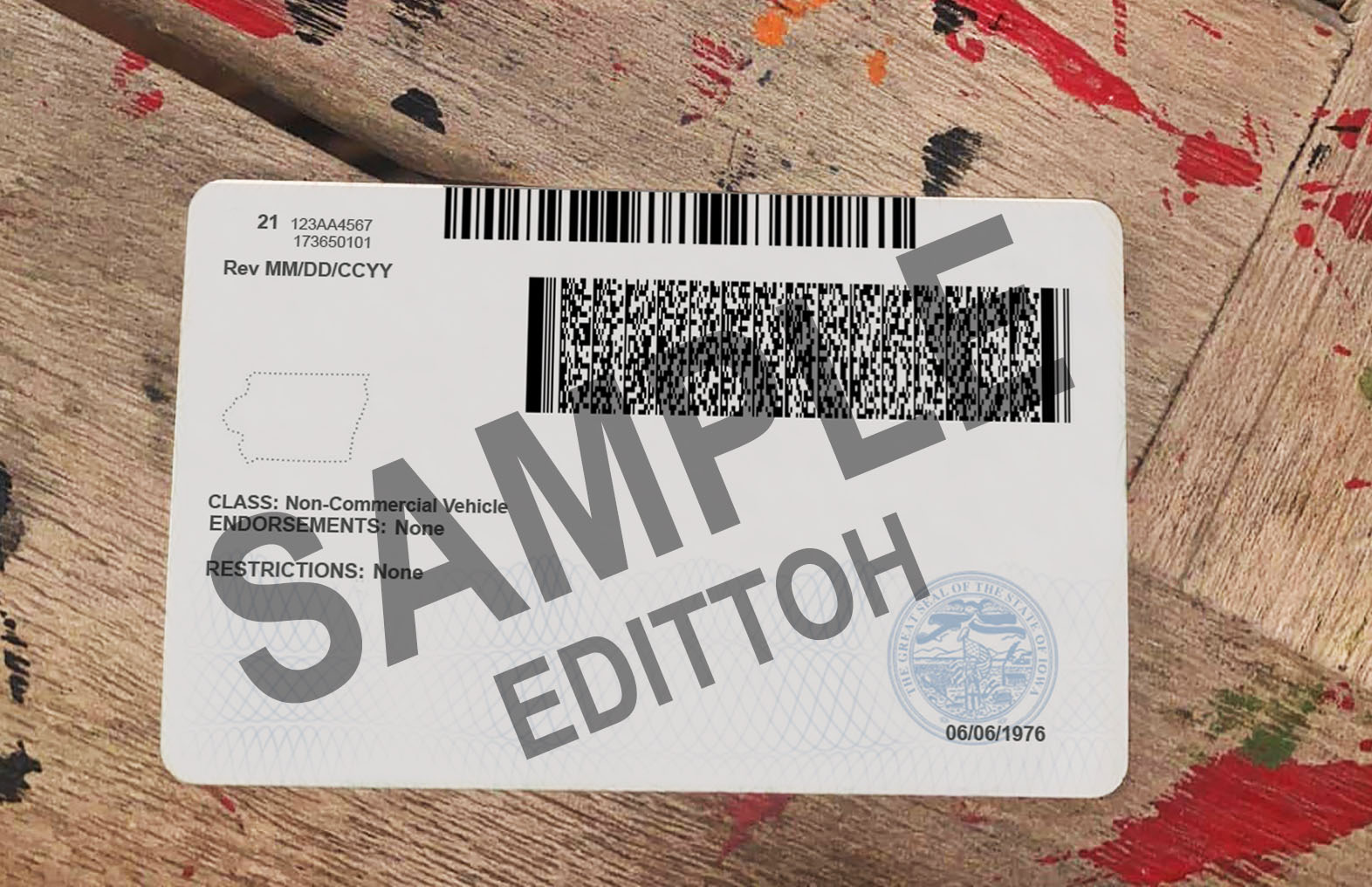 Iowa (IA) Driver's License PSD Template - Image 2